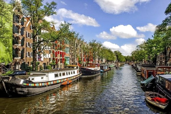 Free canal cruise on Amsterdam Canal Ring with I Amsterdam City Card